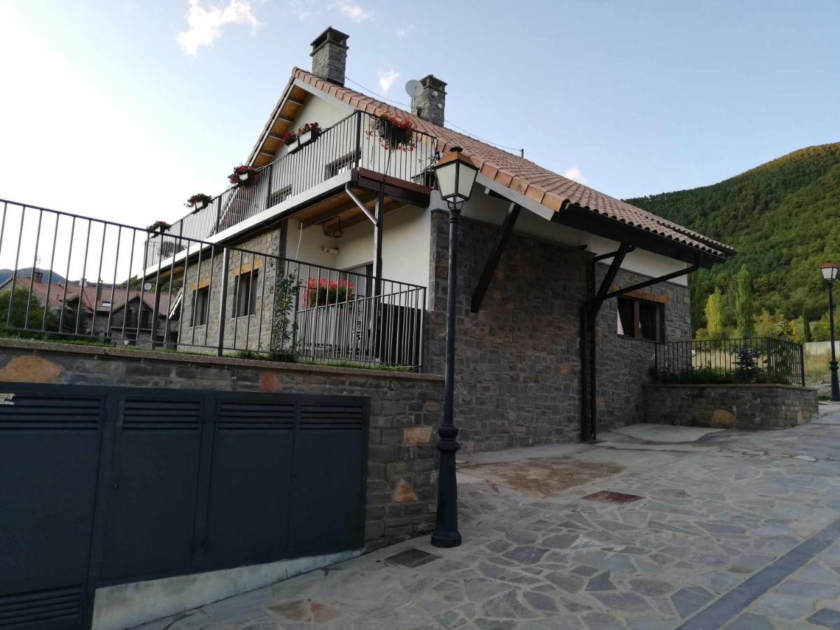 Apartament Casa Cotefablo Aloj Sorrosal Gavin Biescas Zewnętrze zdjęcie